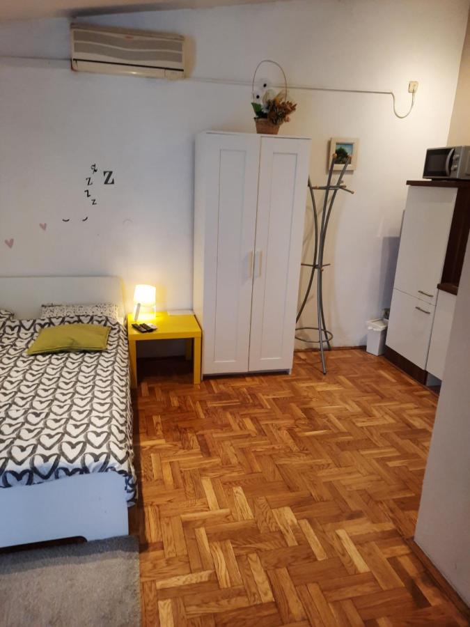 זאגרב Studio Apartment מראה חיצוני תמונה